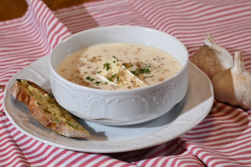 Fokhagymaleves